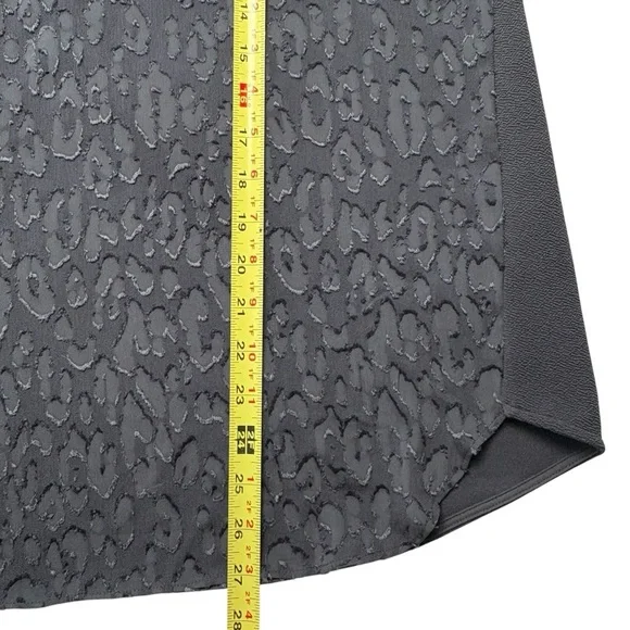 NWT Ann Taylor LOFT Charcoal Gray Textured Mixed Media Shell Blouse • Size L - Picture 6 of 10